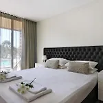 Salgados 4seasons Апартаменты *